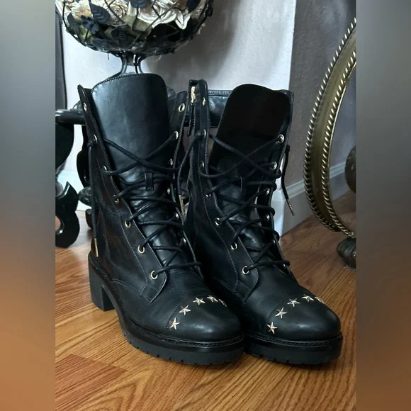 Michael Kors Cody Star Studded Black Leather Combat Boots Size 8 - Picture 2 of 10